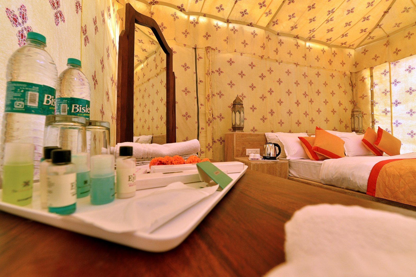 2 Guests Travel Adventure Textile Workshop (9 days Total) + (3/nights in desert)